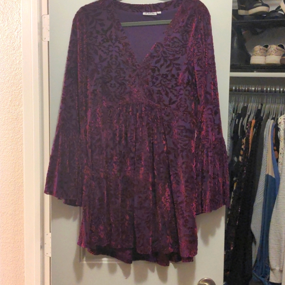 Bell Sleeve Mid-Length Dress